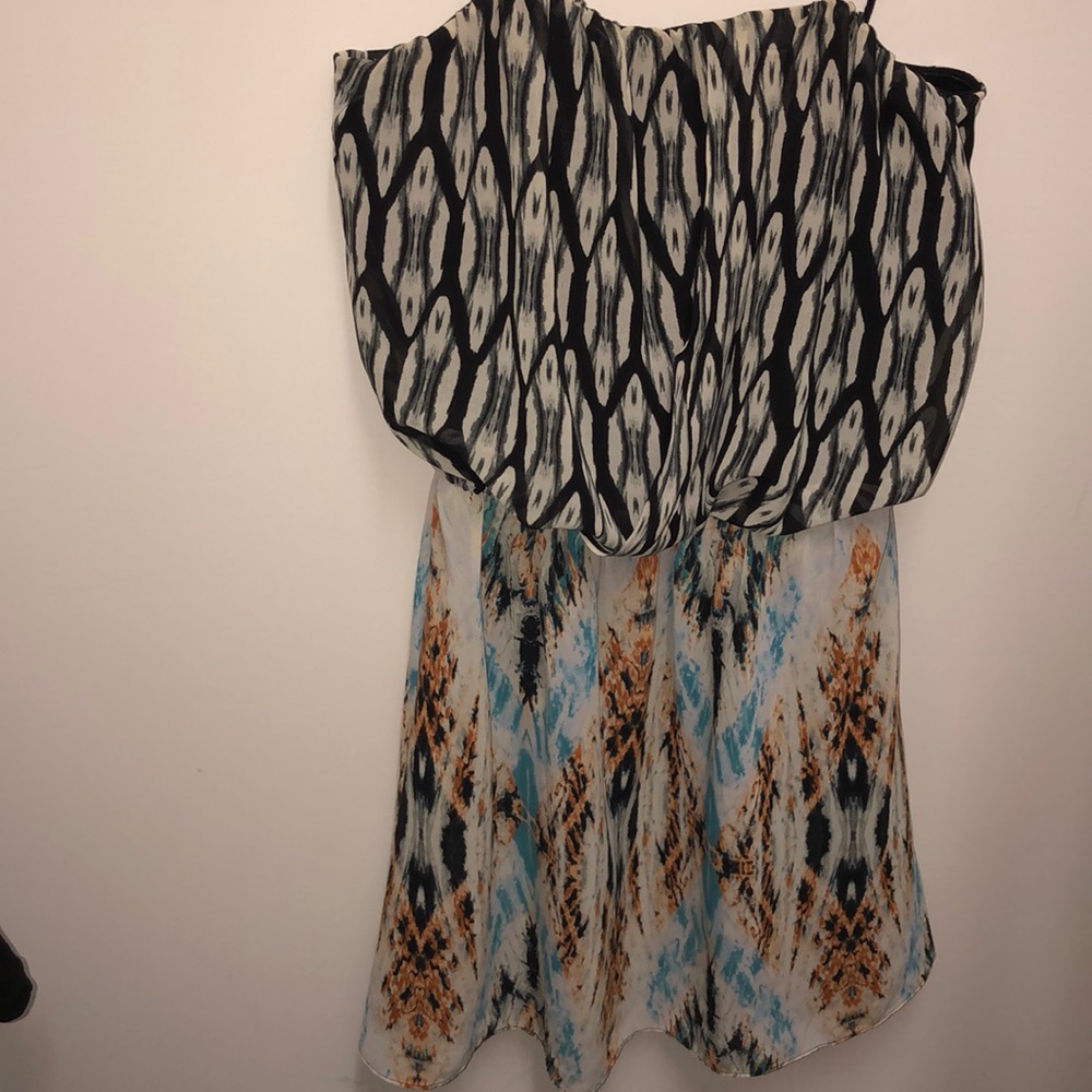 Strapless Beachy Patterned Mini Dress! - image 3